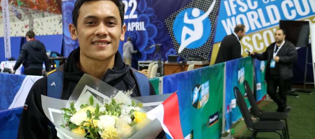 Veddriq Leonardo sukses mempersembahkan medali perunggu dalam debutnya di World Cup Series Russia
