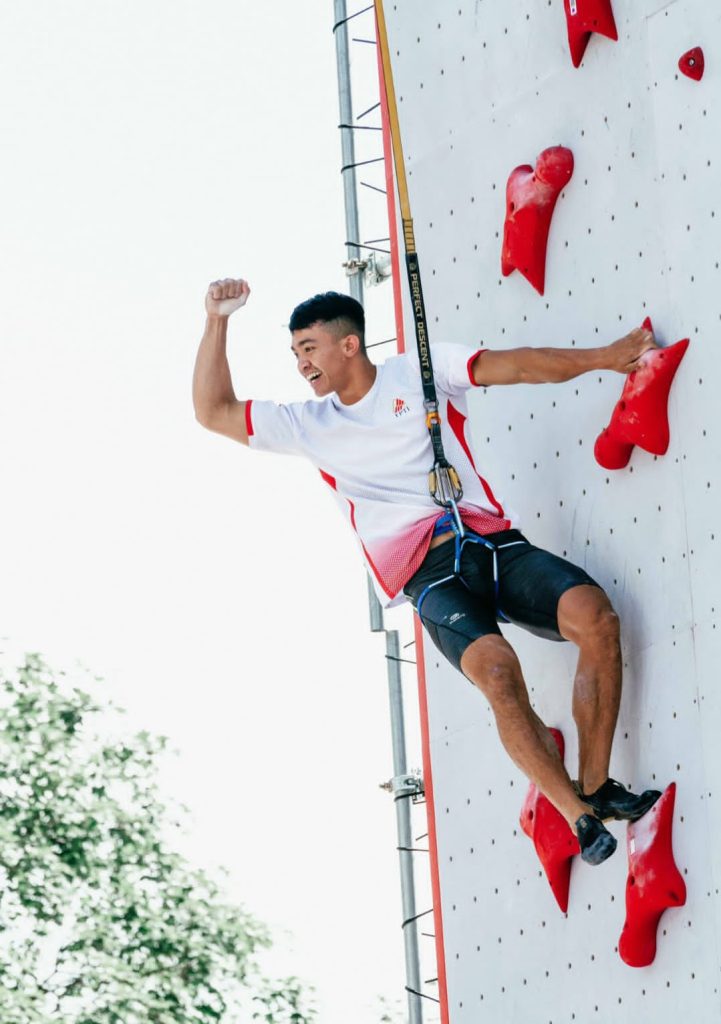 Turnamen di Eropa, Atlet Panjat Tebing Indonesia Dua Kali Pecahkan Rekor Dunia